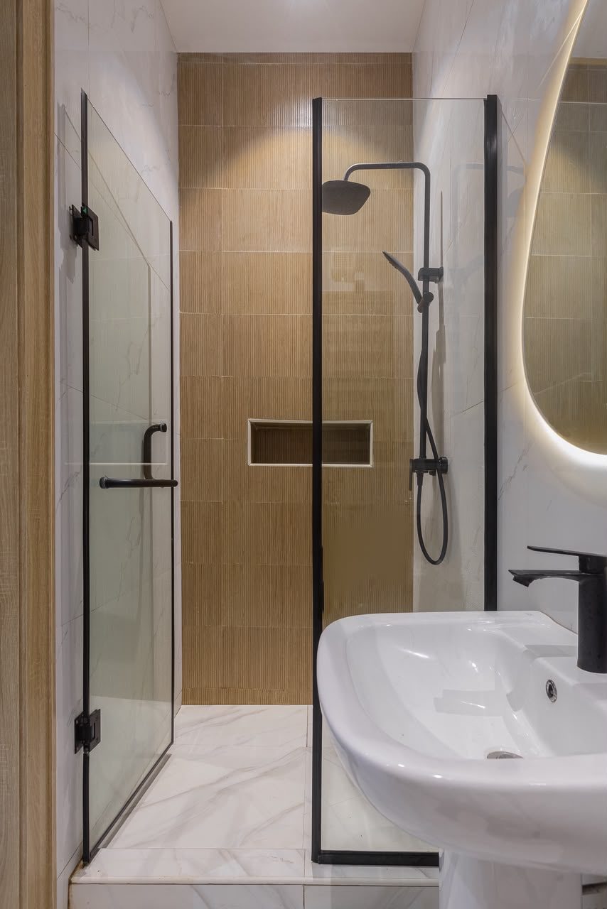 Walk-in rain shower, Apartment Charlie, Nimbus Nook Ikeja GRA