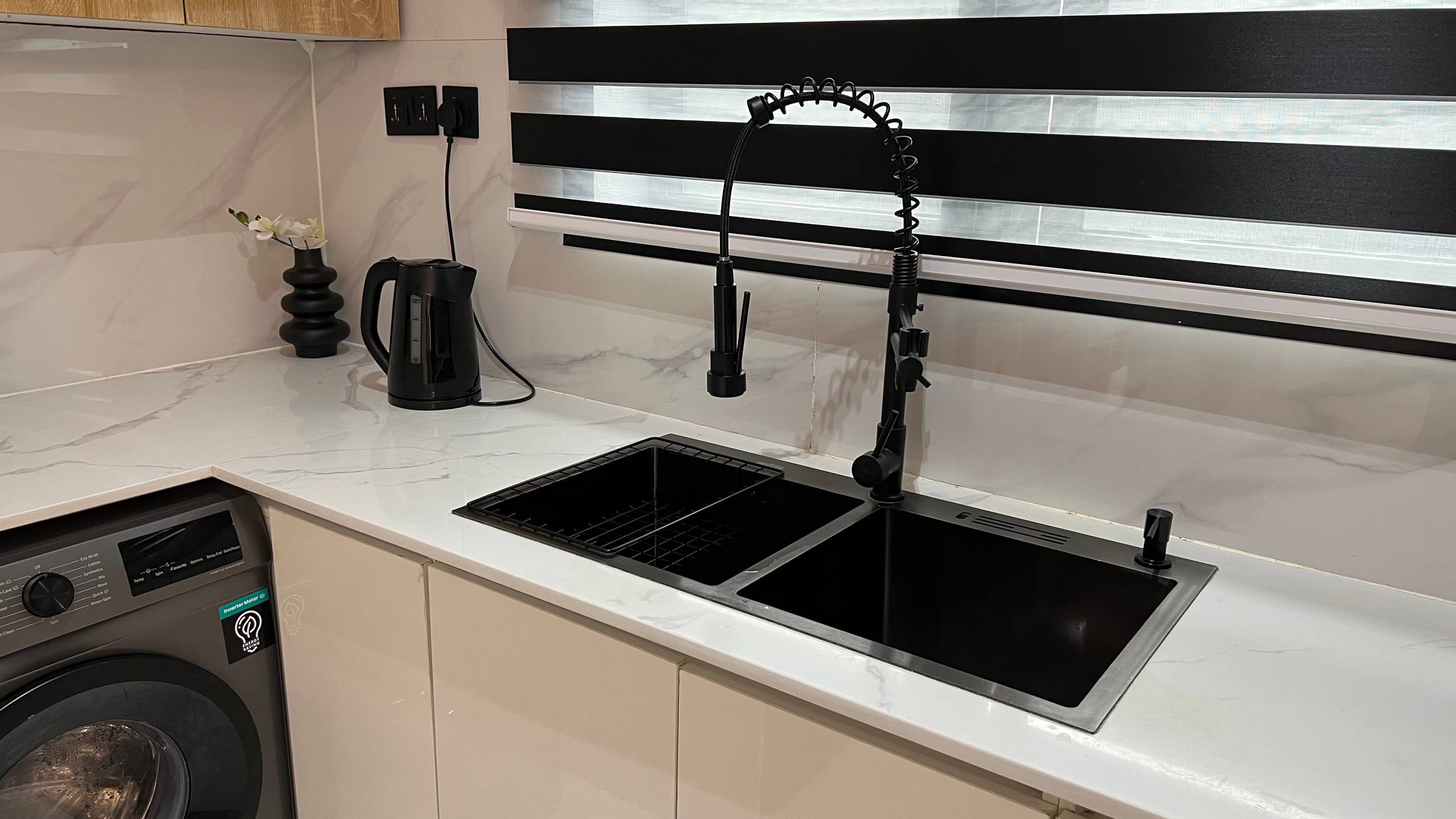 Apartment Charlie Kitchen Pictures Ikeja GRA